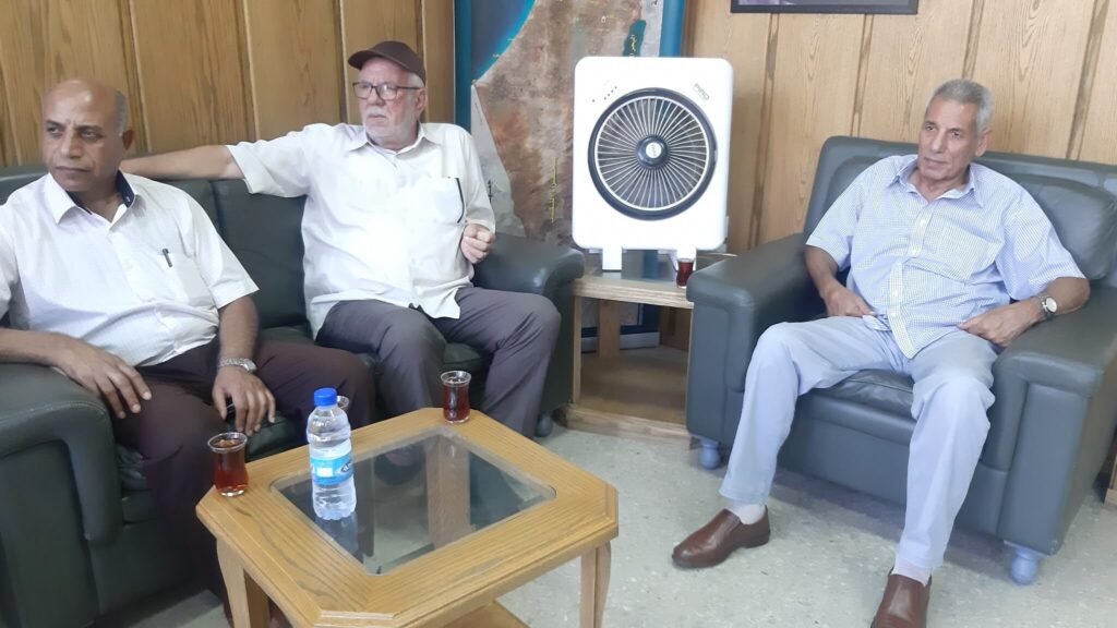 وفد من الجهاد الاسلامي يزور القيادة الفلسطينية للحزب 5 وفد من الجهاد الاسلامي يزور القيادة الفلسطينية للحزب 5